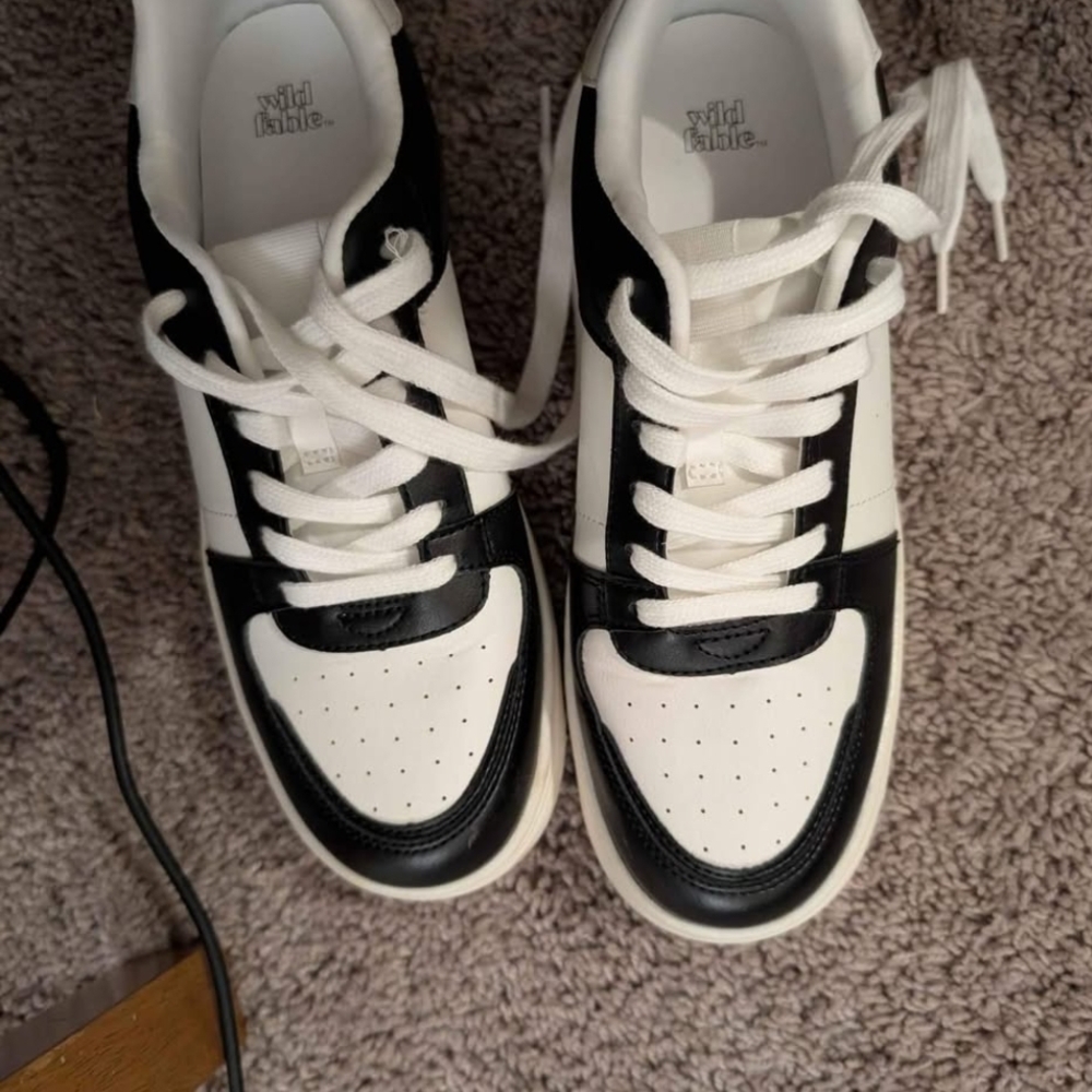 Wild Fable Monochrome Lace-Up Sneakers